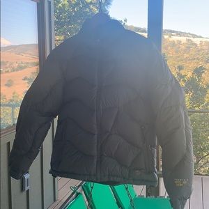 Women’s Mountain Hardware Down Jacket